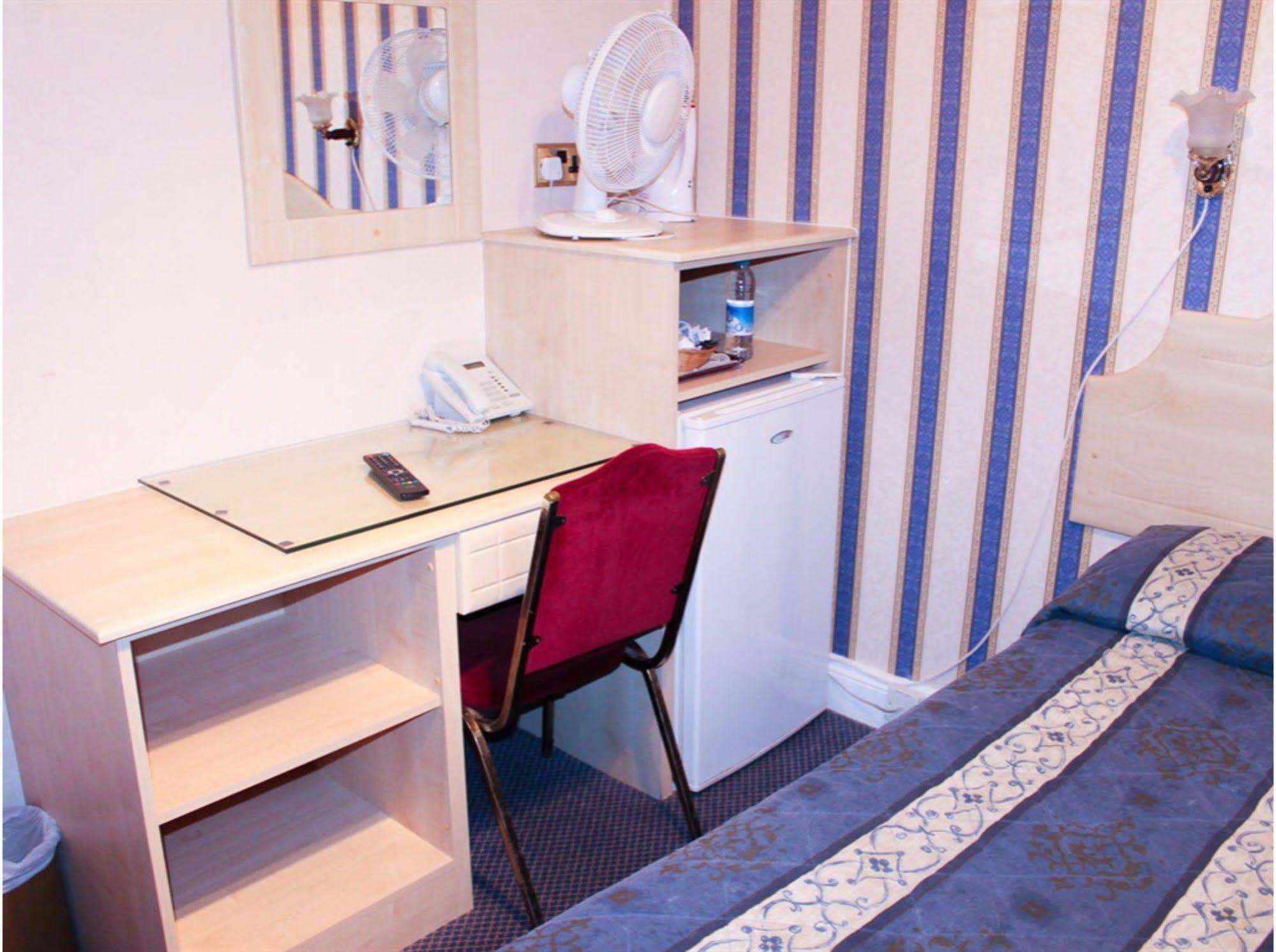 Lampton Guest House Hounslow Luaran gambar