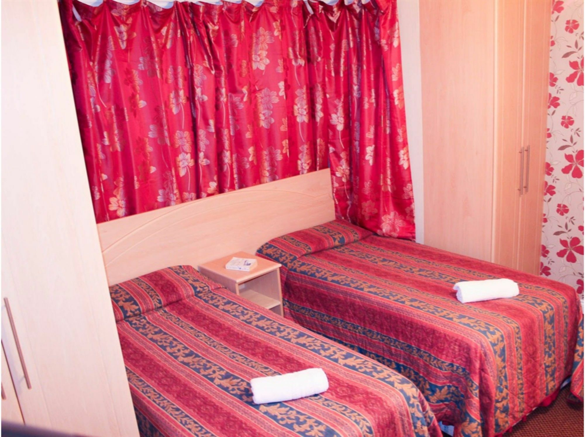 Lampton Guest House Hounslow Luaran gambar