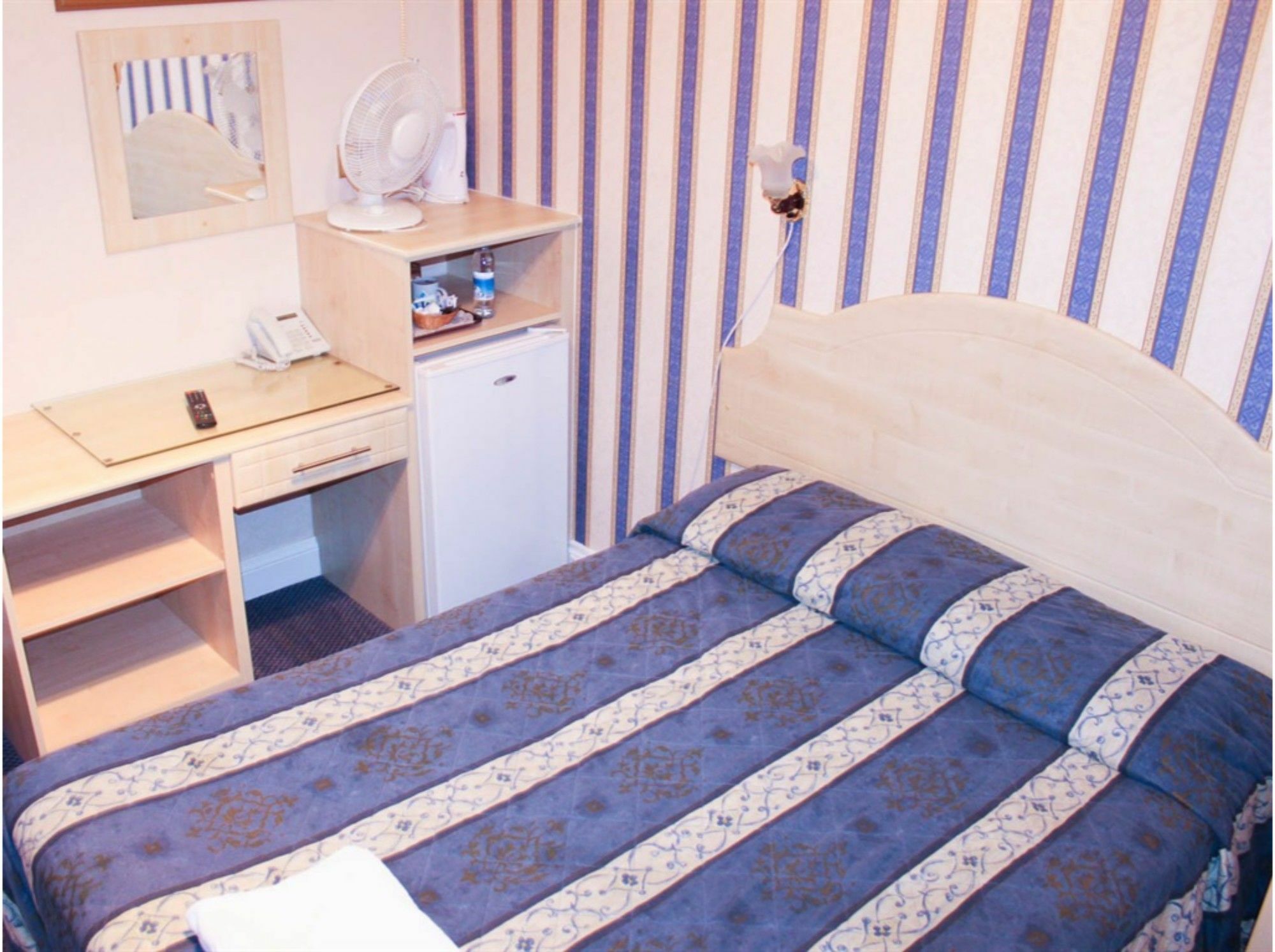 Lampton Guest House Hounslow Luaran gambar